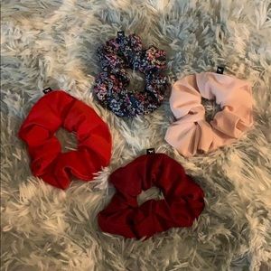 VICTORIAS SECRET PINK HAIR SCRUNCHIES
